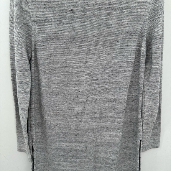 PURE JILL Linen blend V neck woman quiet luxury soft classic grey tunic.  SMALL - Picture 12 of 14